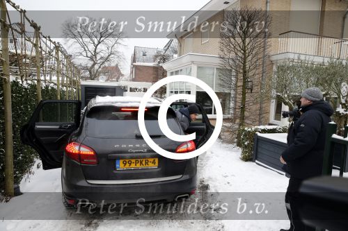 Amsterdam 22 januari 2013
Estelle Cruijff en twee vrienden hebben Badr Hari opgehaald nadat hij vrijgelaten is uit de gevangenis. Bij hun huis stond veel pers te wachten.
Peter Smulders bv