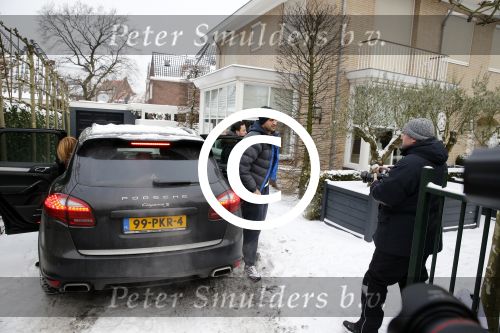 Amsterdam 22 januari 2013
Estelle Cruijff en twee vrienden hebben Badr Hari opgehaald nadat hij vrijgelaten is uit de gevangenis. Bij hun huis stond veel pers te wachten.
Peter Smulders bv