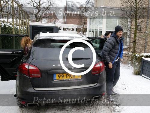 Amsterdam 22 januari 2013
Estelle Cruijff en twee vrienden hebben Badr Hari opgehaald nadat hij vrijgelaten is uit de gevangenis. Bij hun huis stond veel pers te wachten.
Peter Smulders bv