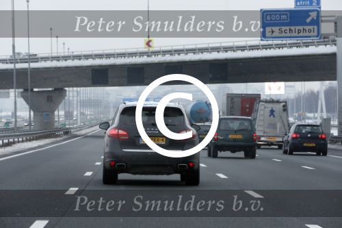Amsterdam 22 januari 2013
Estelle Cruijff en twee vrienden hebben Badr Hari opgehaald nadat hij vrijgelaten is uit de gevangenis. Bij hun huis stond veel pers te wachten.
Peter Smulders bv