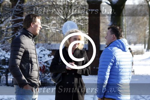 Amsterdam 10 februari 2013
Eva Jinek met haar nieuwe vriend Freek Vonk bij de westergasfabriek. Edwin Bredius
Peter Smulders bv