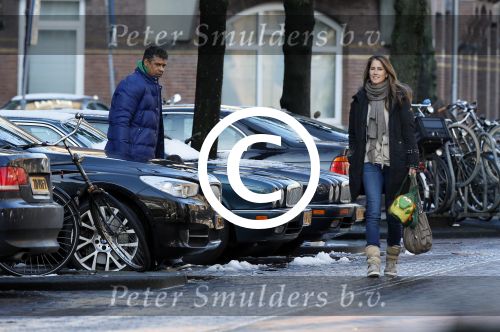 Amsterdam 6 februari 2013
Frank Rijkaard en zijn vrouw Stephanie  hebben hun zoon opgehaald van school
Peter Smulders bv