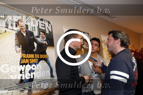 Volendam Katwoude 8 februari 2013
Presentatie nieuwe helden van Barbara en Frits Barend met in het blad Frank de Boer en Jan Smit bij hotel v d Valk.
Peter Smulders bv