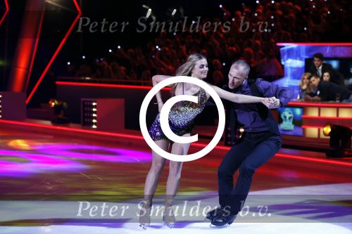 Hilversum 19 januari 2013
Opnames sterren dansen op het ijs in studio 24 gepresenteerd door Gerard Joling. GABY BLAASER EN SHAATSPARTNER BENOIT RICHAUD
Peter Smulders bv