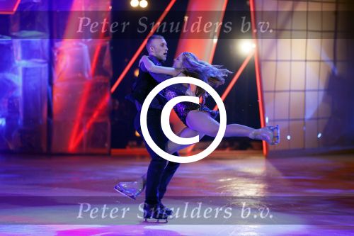 Hilversum 19 januari 2013
Opnames sterren dansen op het ijs in studio 24 gepresenteerd door Gerard Joling. GABY BLAASER EN SHAATSPARTNER BENOIT RICHAUD
Peter Smulders bv