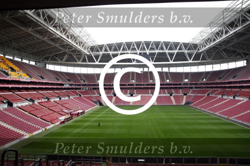 Istanbul 24 januari 2013
Op bezoek bij Wesley Sneijder en zijn vrouw Yolanthe Sneijder Cabau.
Ze slapen in het four seasons hotel . Wesley gaat spelen voor Galatasaray en wordt als een held binnengehaald. stadion
Peter Smulders bv