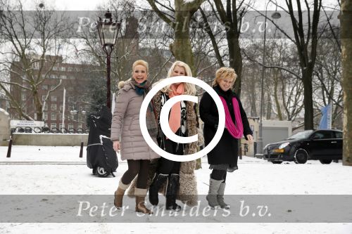 Amsterdam 26 januari 2013
Debbie Jenner Gemma v Eck en Marga Scheide tijdens intervieuw voor Stry in hotel Americain.
Peter Smulders bv