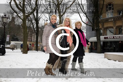 Amsterdam 26 januari 2013
Debbie Jenner Gemma v Eck en Marga Scheide tijdens intervieuw voor Stry in hotel Americain.
Peter Smulders bv