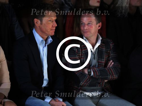 Amsterdam 25 januari 2013
Modeshow muchachomalo tijdens amsterdam fashion week met oa Ferry Doedens. Harals v panhuis met vriend
Peter Smulders bv