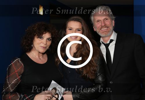 Haarlem, 18 Februari 2013
Premiere Kramer vs Kramer
Henriette Tol met haar dochter Louise en man Rob Snoeks
Foto Peter Smulders BV