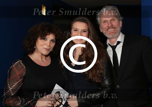 Haarlem, 18 Februari 2013
Premiere Kramer vs Kramer
Henriette Tol met haar dochter Louise en man Rob Snoeks
Foto Peter Smulders BV