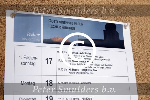 Lech 17 februari 2013
Herdenkingsdienst Prins Friso in de kerk van Lech. Er stond een lijst met kaarsjes.
Peter Smulders bv