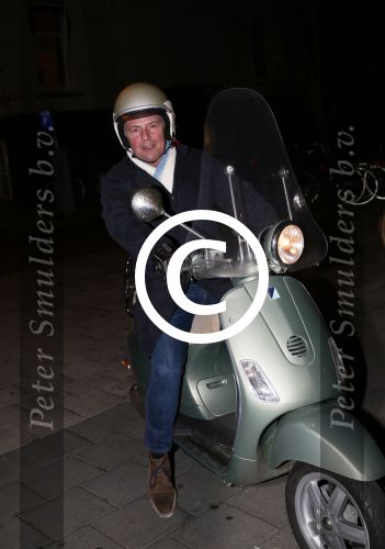 Amsterdam 13 februari 2013
Huub Stapel op zijn Vespa scooter.
Peter Smulders bv
