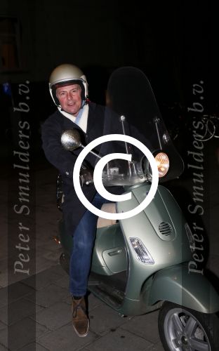 Amsterdam 13 februari 2013
Huub Stapel op zijn Vespa scooter.
Peter Smulders bv