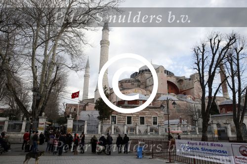 Istanbul 24 januari 2013
Op bezoek bij Wesley Sneijder en zijn vrouw Yolanthe Sneijder Cabau.
Ze slapen in het four seasons hotel . Wesley gaat spelen voor Galatasaray en wordt als een held binnengehaald.
Peter Smulders bv