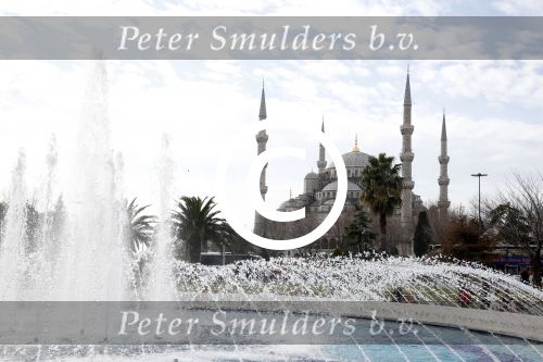 Istanbul 24 januari 2013
Op bezoek bij Wesley Sneijder en zijn vrouw Yolanthe Sneijder Cabau.
Ze slapen in het four seasons hotel . Wesley gaat spelen voor Galatasaray en wordt als een held binnengehaald.
Peter Smulders bv