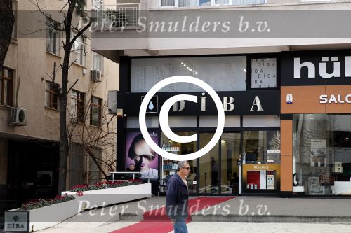 Istanbul 24 januari 2013
Op bezoek bij Wesley Sneijder en zijn vrouw Yolanthe Sneijder Cabau.
Ze slapen in het four seasons hotel . Wesley gaat spelen voor Galatasaray en wordt als een held binnengehaald.
Peter Smulders bv