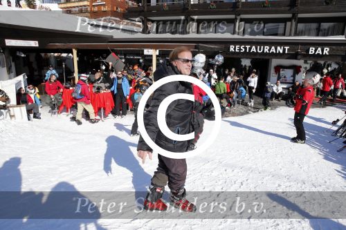Oberlech 17 februari 2013
Ivo Niehe op skivakantie met zijn vrouw en vrienden.
Peter Smulders bv