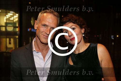 Amsterdam 4 februari 2013
Presentatie boek Patricia Snel in V hotel . Jaap Jongbloed krijgt het eerste exemplaar en zijn vriendin Quirine Melssen zingt verschillende liederen.
Peter Smulders bv