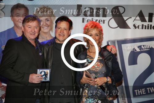Volendam, 14 Februari 2013
Uitreiking CD van Jan Keizer en Anny schilder met de naam, The Two Of Us.
Met George Baker
Foto Peter Smulders BV
