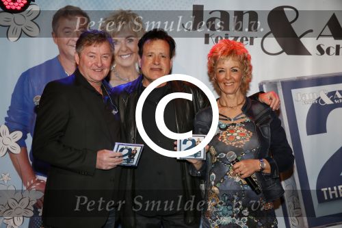 Volendam, 14 Februari 2013
Uitreiking CD van Jan Keizer en Anny schilder met de naam, The Two Of Us.
Met George Baker
Foto Peter Smulders BV