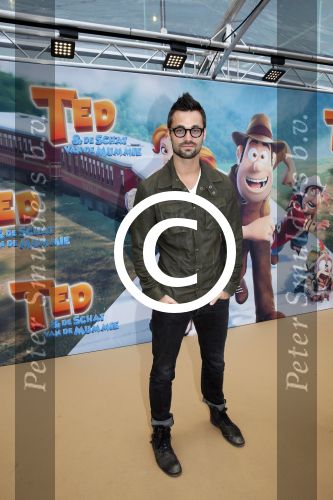 Amsterdam 3 februari 2013
Premiere Ted en de Schat in pathe Arena. jan Kooijman met vriendin
Peter Smulders bv