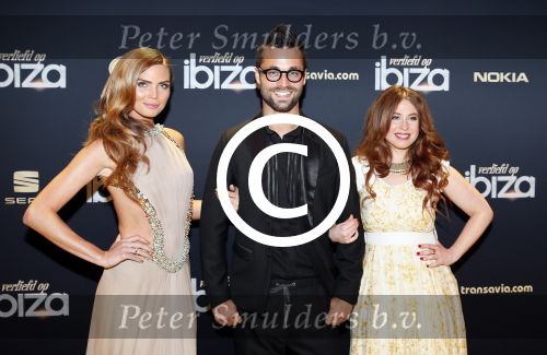Amsterdam 28 januari 2013
Premiere verliefd op ibiza in Tuschinski. jan Kooijman Kim Feenstra en sanne Vogel
Peter Smulders bv