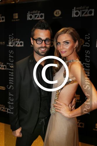Amsterdam 28 januari 2013
Premiere verliefd op ibiza in Tuschinski. jan Kooijman Kim Feenstra en sanne Vogel
Peter Smulders bv