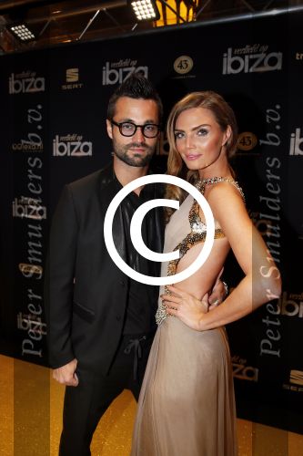 Amsterdam 28 januari 2013
Premiere verliefd op ibiza in Tuschinski. jan Kooijman Kim Feenstra en sanne Vogel
Peter Smulders bv