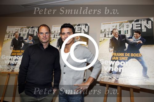 Volendam Katwoude 8 februari 2013
Presentatie nieuwe helden van Barbara en Frits Barend met in het blad Frank de Boer en Jan Smit bij hotel v d Valk.
Peter Smulders bv