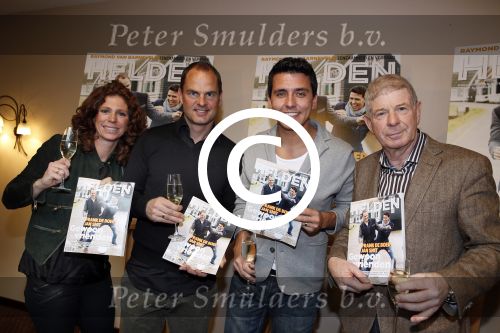 Volendam Katwoude 8 februari 2013
Presentatie nieuwe helden van Barbara en Frits Barend met in het blad Frank de Boer en Jan Smit bij hotel v d Valk.
Peter Smulders bv