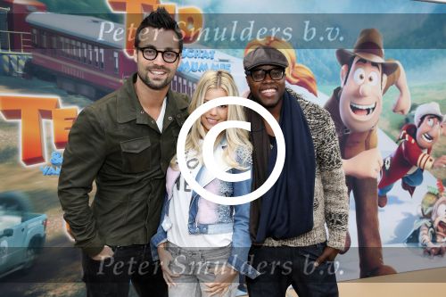 Amsterdam 3 februari 2013
Premiere Ted en de Schat in pathe Arena. Jandino Asporaat met Jan Kooijman en Yvonne Coldeweijer (Keet)
Peter Smulders bv