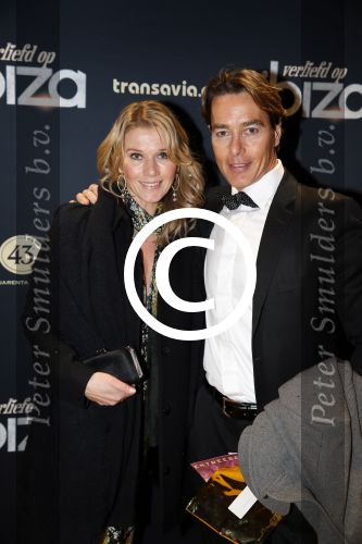 Amsterdam 28 januari 2013
Premiere verliefd op ibiza in Tuschinski. Jurgen ibiza armbandjes met zijn vrouw
Peter Smulders bv