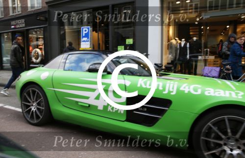 Amsterdam 4 februari 2013
Een groend mercedes sport met reclame voor KPN en het G4 netwerk.
Peter Smulders bv