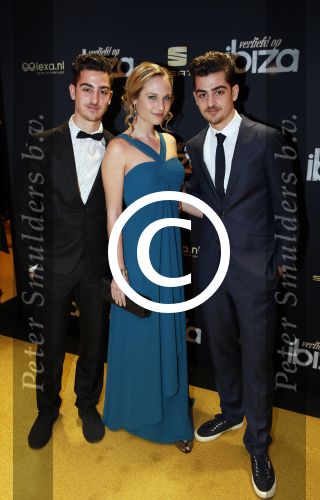 Amsterdam 28 januari 2013
Premiere verliefd op ibiza in Tuschinski. Kimberly Klaver met ~Marius en Jasper Gottlieb
Peter Smulders bv