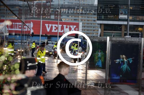 Utrecht 1 februari 2013
Koningin Beatrix viert haar 75e verjaardag in het beatrix theater in Utrecht. auto koningin met politie ervoor
Peter Smulders bv