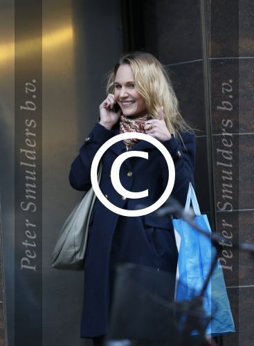 Amsterdam 4 februari 2013
Melody Klaver bellen op straat.
Peter Smulders bv