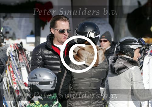 Lech 17 februari 2013
Michiel en Marloes Mens op skivakantie in Lech. Ook de moeder en zussen van Marloes zijn erbij.
Peter Smulders bv