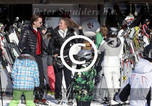 Lech 17 februari 2013
Michiel en Marloes Mens op skivakantie in Lech. Ook de moeder en zussen van Marloes zijn erbij.
Peter Smulders bv