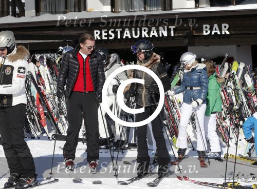 Lech 17 februari 2013
Michiel en Marloes Mens op skivakantie in Lech. Ook de moeder en zussen van Marloes zijn erbij.
Peter Smulders bv