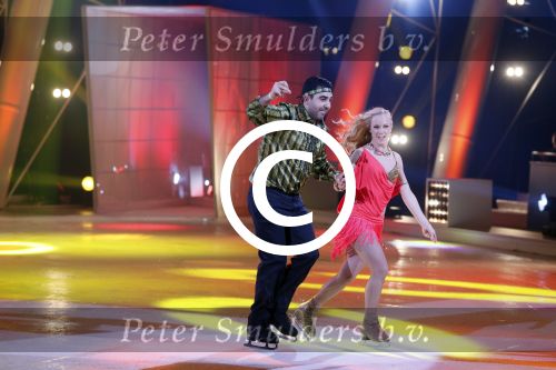 Hilversum 19 januari 2013
Opnames sterren dansen op het ijs in studio 24 gepresenteerd door Gerard Joling. MIMOUN OULED RADI EN SCHAATSPARTNER KELLYN KOEPLINGER
Peter Smulders bv
