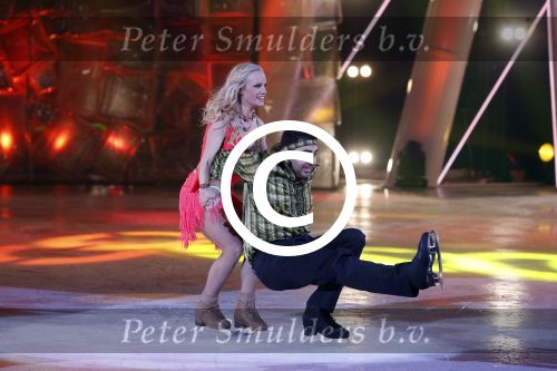 Hilversum 19 januari 2013
Opnames sterren dansen op het ijs in studio 24 gepresenteerd door Gerard Joling. MIMOUN OULED RADI EN SCHAATSPARTNER KELLYN KOEPLINGER
Peter Smulders bv