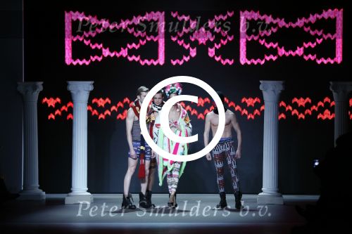 Amsterdam 25 januari 2013
Modeshow muchachomalo tijdens amsterdam fashion week met oa Ferry Doedens.
Peter Smulders bv