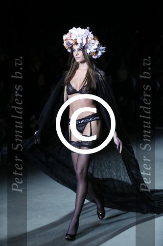 Amsterdam 25 januari 2013
Modeshow muchachomalo tijdens amsterdam fashion week met oa Ferry Doedens.
Peter Smulders bv