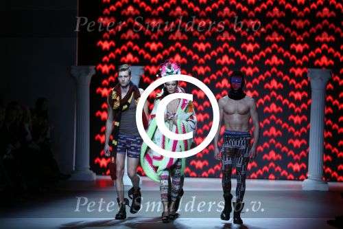 Amsterdam 25 januari 2013
Modeshow muchachomalo tijdens amsterdam fashion week met oa Ferry Doedens.
Peter Smulders bv