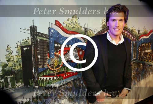 Hilversum 14 februari 2013
Presentatie nieuwe sbs6 programma Nederland Muziekland in de wisseloord studio.\'s in hilversum. Nick Nielsen
Peter Smulders bv