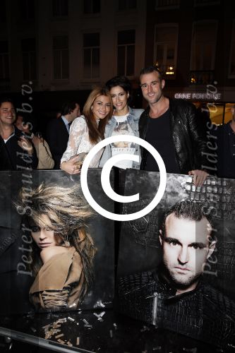 Amsterdam 7 februari 2013
Presentatie cover talkies met Olcay Gulsen en Philipp Plein erop.
Feestje is op de cd pc Hooftstraat bij cafe PC
Peter Smulders bv