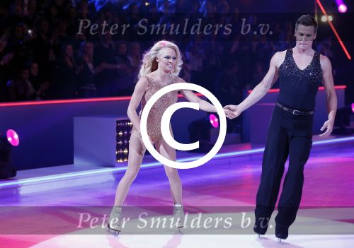 Hilversum 19 januari 2013
Pamela Anderson en haar schaatspartner Matt Evers bij sterren dansen op het ijs van SBS6.
Peter Smulders bv