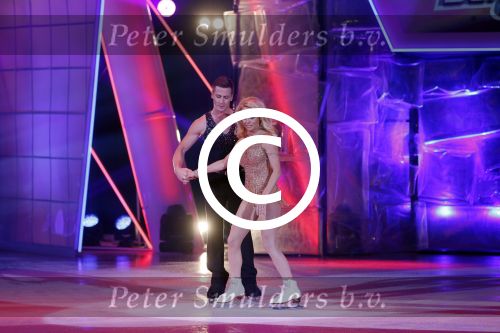 Hilversum 19 januari 2013
Pamela Anderson en haar schaatspartner Matt Evers bij sterren dansen op het ijs van SBS6.
Peter Smulders bv