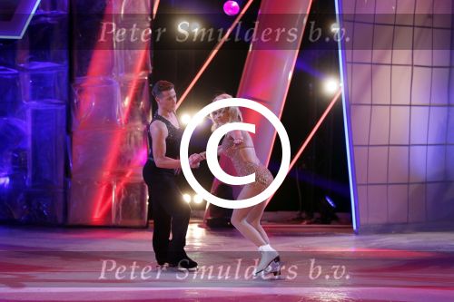 Hilversum 19 januari 2013
Pamela Anderson en haar schaatspartner Matt Evers bij sterren dansen op het ijs van SBS6.
Peter Smulders bv